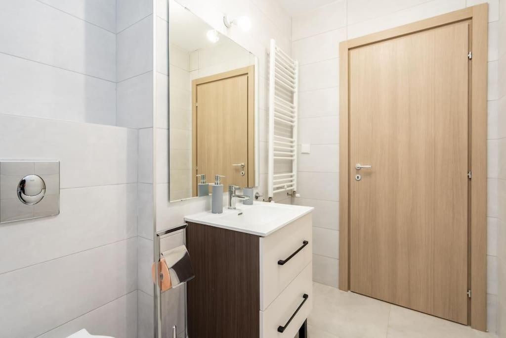 The Roka Studio Bukurešť Exteriér fotografie
